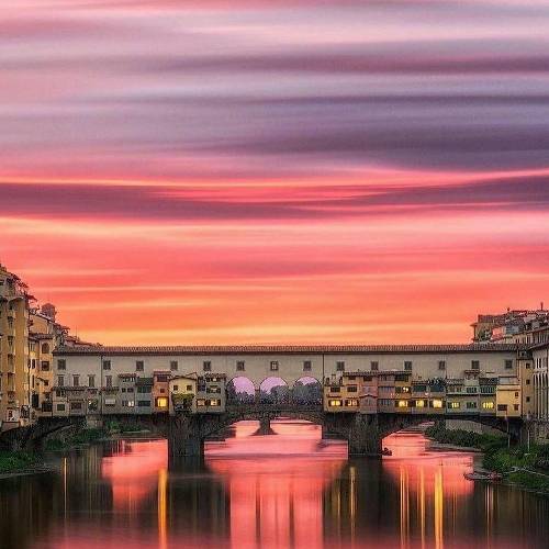 حجت قائمی کوزه به دوش پیاده بانوی پاک و ساده